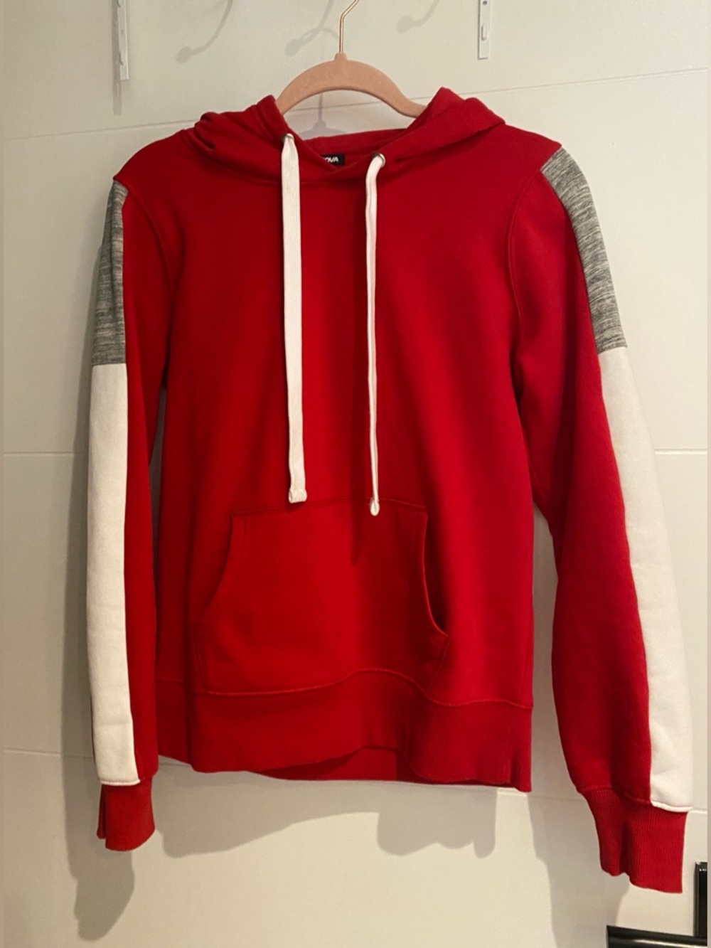 Bundle: 2 Fashion Nova hoodies sweaters